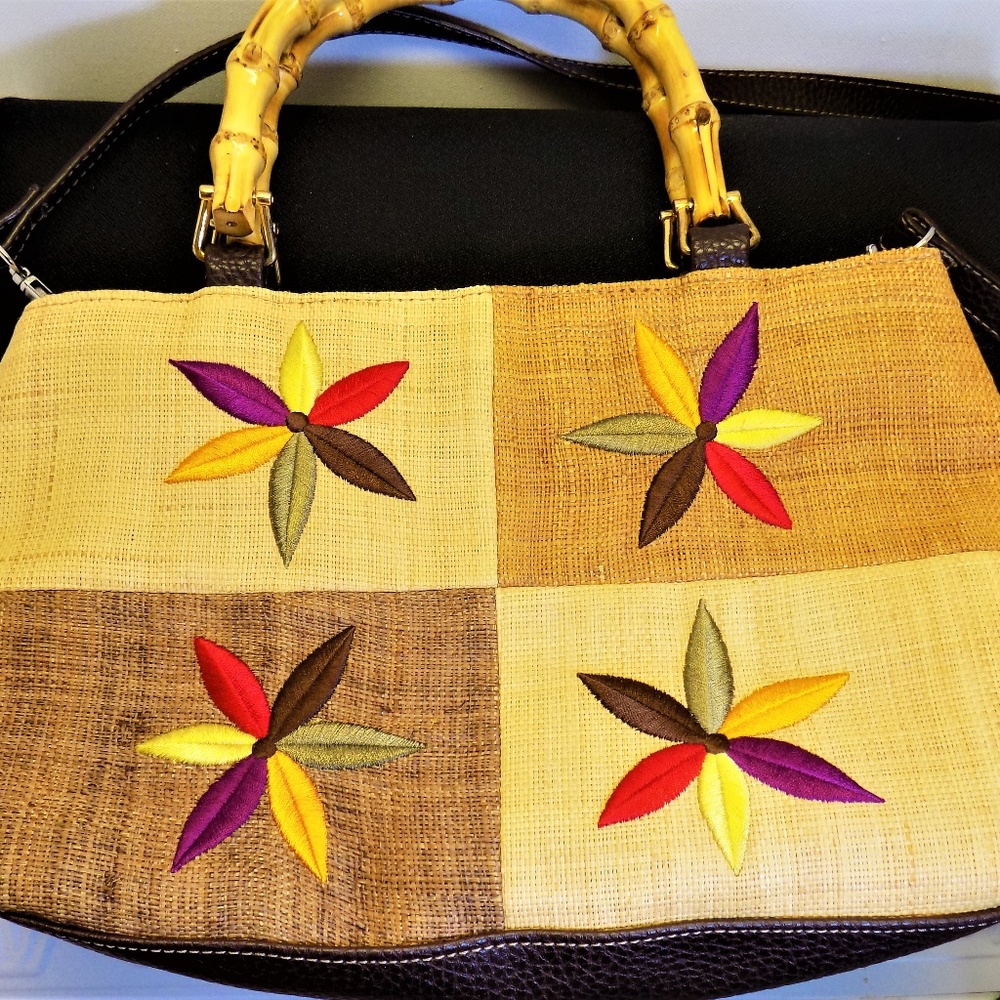 Liz Claiborne Carrying Bag with Bamboo Handles